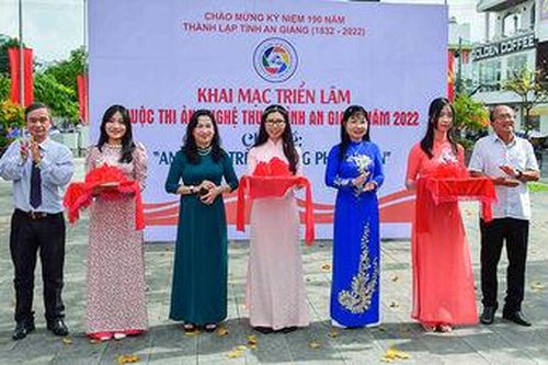 Tổng kết, trao giải và khai mạc triển lãm Cuộc thi ảnh nghệ thuật kỷ niệm 190 năm thành lập tỉnh An Giang (1832- 2022)