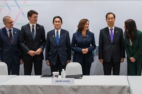 Hội nghị APEC gián đoạn vì lo ngại Triều Tiên phóng tên lửa