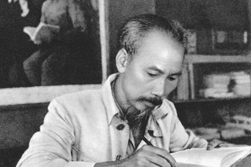 Giáo dục đạo đức cách mạng cho thanh niên theo tư tưởng của Bác