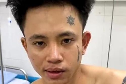 Nghe tiếng tri hô, người dân truy đuổi vây bắt tên cướp giật tài sản