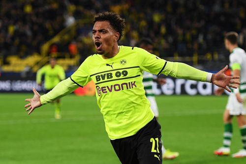 Cầu thủ Dortmund háo hức trải nghiệm ẩm thực Việt Nam