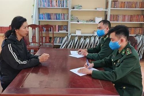 Khởi tố vụ án Vi phạm quy định về nhập cảnh
