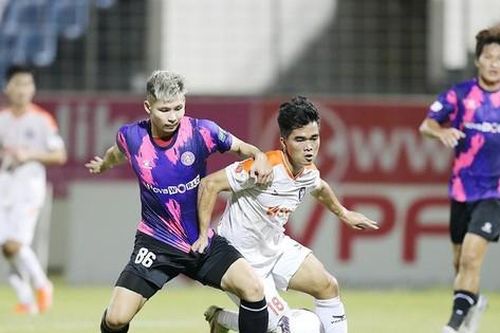 Trước trận Sài Gòn vs Bình Dương, 17h00 ngày 19/11: Rối như canh hẹ