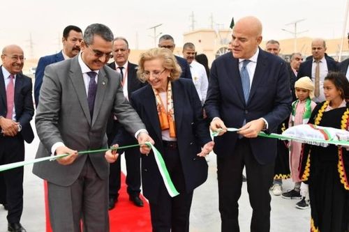 Eni và Sonatrach khánh thành phòng thí nghiệm năng lượng mặt trời