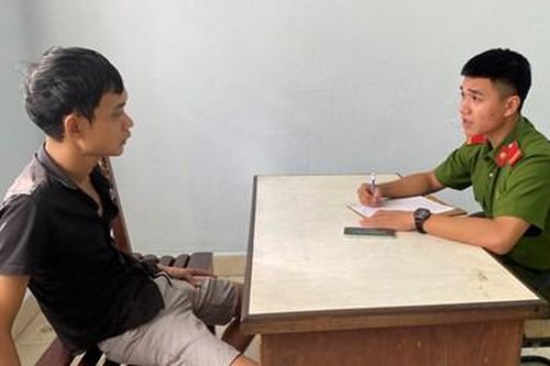 Kẻ cướp lao vào nhà, giật điện thoại trên tay bé gái ở Đà Nẵng