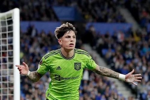 Giữ chân Granacho khỏi Real và Arsenal, MU nâng lương lên 1.000%