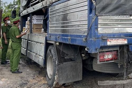 Kiểm soát hàng lậu lưu thông trên tuyến quốc lộ 1A
