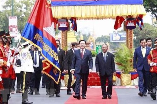 Thúc đẩy hợp tác giữa Quốc hội Việt Nam và Campuchia phù hợp với tình hình mới