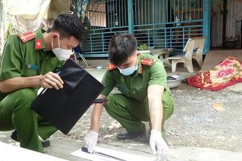 Tìm bằng được người có mâu thuẫn tại đám cưới rồi đâm tử vong