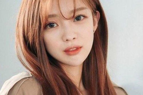 4 sắc nâu nhuộm tóc, giúp bừng sáng làn da bánh mật