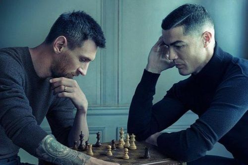 Bức ảnh chung chưa từng có giữa Messi và Ronaldo gây 'bão'