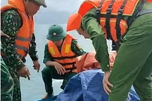 Đã tìm thấy thi thể ngư dân mất tích trên biển Hà Tĩnh