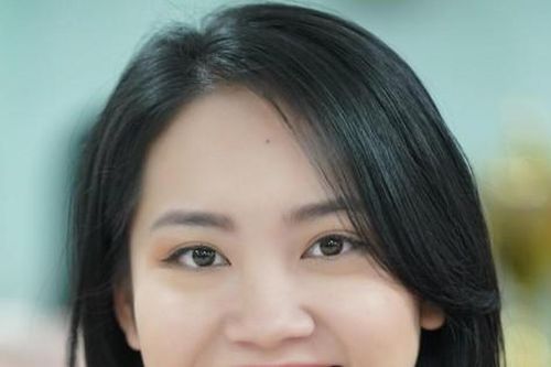 Lớp học cách cười