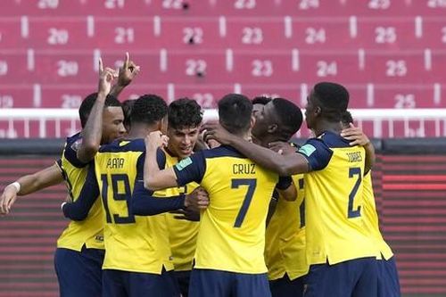 Từ nơi 'ra đường là chết' đến trận khai mạc World Cup, câu chuyện khó tin của ba ngôi sao Ecuador