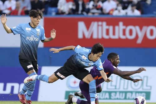 Rimario, Moses đầu quân cho Bình Dương đấu Á quân J-League
