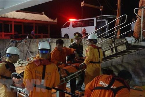 Kịp thời cứu thuyền viên tàu nước ngoài gặp nạn trên biển
