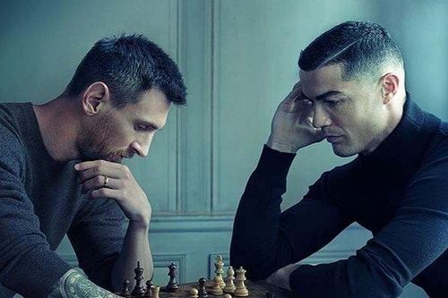Bức ảnh Ronaldo và Messi cùng nhau làm mẫu 'gây sốt' trước thềm khai mạc World Cup 2022