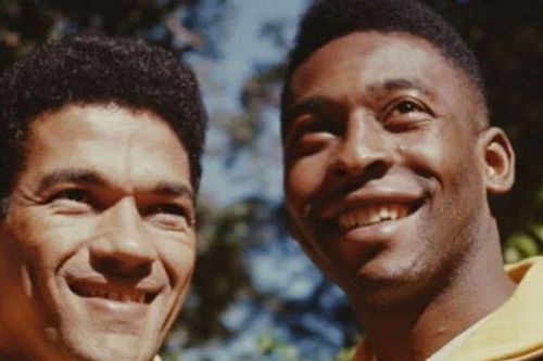 World Cup 1962: 'Quái nhân' Garrincha thay Pele nâng bước Selecao