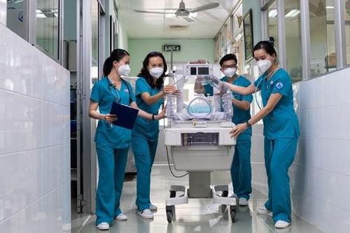 'Bí mật lồng ấp': Hành trình 85 ngày giành sự sống của trẻ sơ sinh