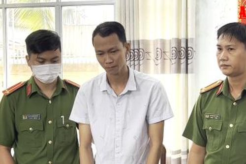 Khởi tố, bắt tạm giam 2 đối tượng liên quan vụ mua, bán trái phép hóa đơn chiếm đoạt ngân sách nhà nước ở Trường Tiểu học Võ Thị Sáu.