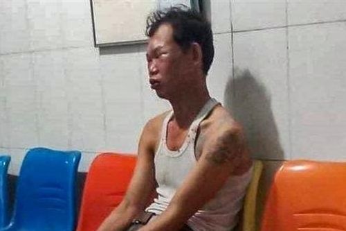 Trưởng Ban công tác mặt trận thôn bị hàng xóm chém tử vong