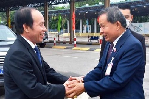 Vun đắp mối quan hệ thủy chung, trong sáng, đoàn kết đặc biệt Việt Nam - Lào