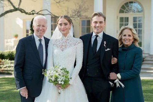 Bên trong đám cưới tại Nhà Trắng của cháu gái Tổng thống Biden