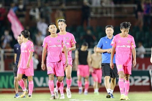 Kết thúc V-League 2022: Nụ cười Hà Tĩnh, nước mắt Sài Gòn