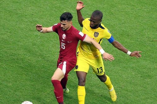 HLV và cầu thủ Qatar gửi lời xin lỗi cổ động viên nước nhà