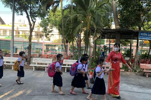 Trăn trở sau ngày 20/11 - Bài 2: Gieo đam mê với sứ mạng 'trồng người'