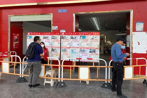 Thanh niên Trung Quốc bắt đầu chán công việc tại nhà máy