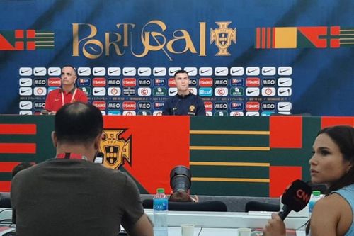 Ronaldo lần đầu lên tiếng sau tuyên bố sốc về MU, thận trọng ở World Cup 2022