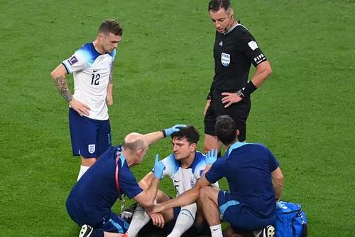 Dính chấn thương đầu, Maguire nguy cơ lỡ trận đấu tới của ĐT Anh