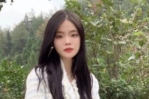 Cô gái 22 tuổi làm công việc trông nghĩa trang: 'Tôi thấy như mình nghỉ hưu trí'