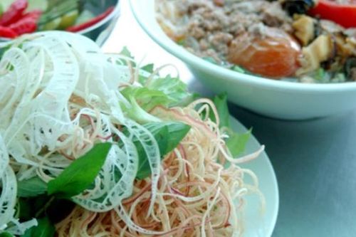 Loại rau bình dân tại chợ Việt được bán giá 'trên trời' ở Nhật