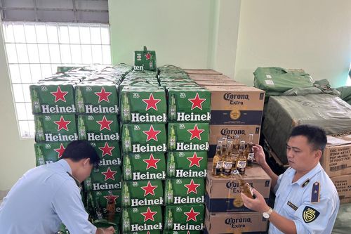 Phú Yên: Tạm giữ gần 7.000 chai bia Heineken và bia Corona Extra nhập lậu