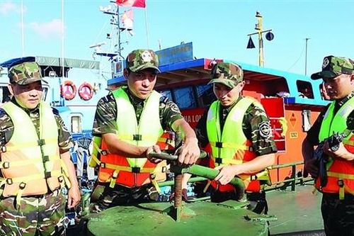 Những thủ đoạn buôn lậu xăng dầu trên biển