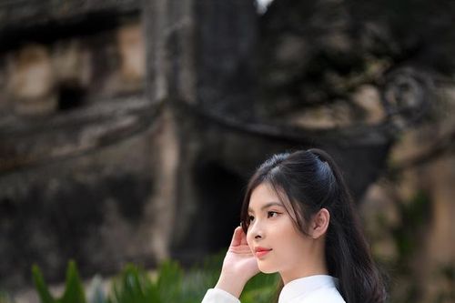 NTK Hoàng Ly đồng hành cùng thí sinh Hoa hậu Việt Nam