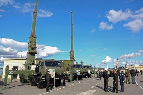 Mạng lưới Stralink ở Ukraine bị tổ hợp tác chiến điện tử Murmansk-BN Nga vô hiệu hóa?