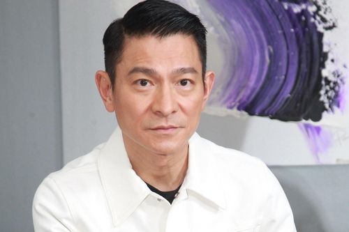 Sự giản dị của Lưu Đức Hoa