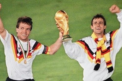 Huyền thoại bóng đá Đức thách thức Messi phá kỷ lục World Cup