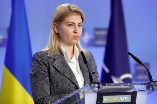 Ukraine lo lắng về Elon Musk