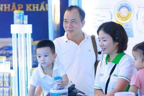 Triển lãm Viện Nghiên cứu Dinh dưỡng Nutifood Thụy Điển cùng nhiều hoạt động trải nghiệm ý nghĩa