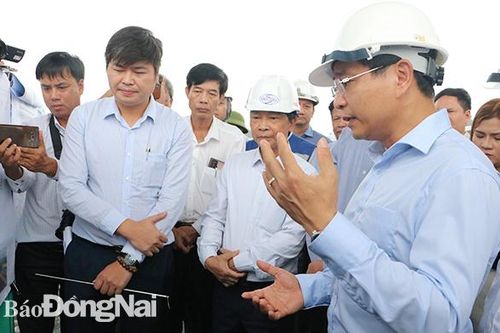 Bộ trưởng Bộ GT-VT nghi ngờ tính chính xác của báo cáo tiến độ dự án đường cao tốc Phan Thiết - Dầu Giây
