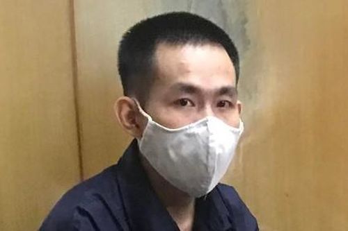 Tưới xăng đốt mợ vì bênh mẹ, thanh niên lãnh 12 năm tù