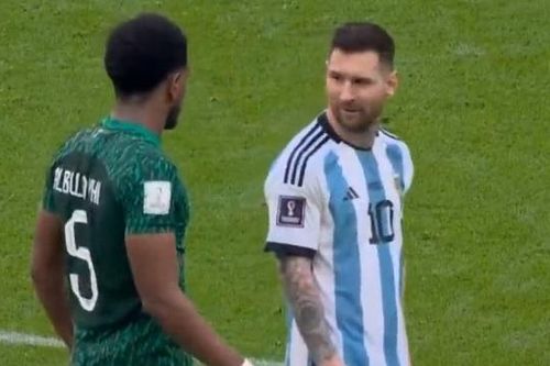 Cầu thủ Argentina nổi giận khi Messi bị khiêu khích