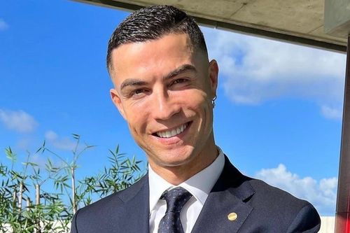 Ronaldo chế giễu MU trong ngày chia tay?