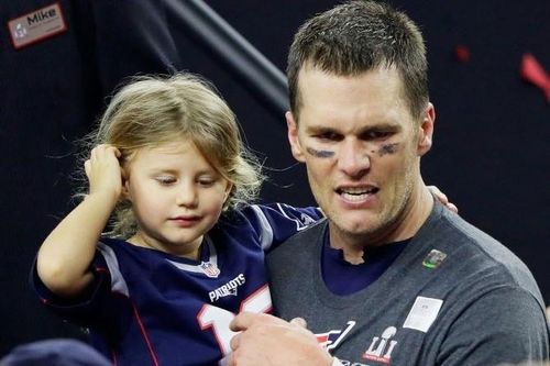 Tom Brady nỗ lực làm người cha tốt sau ly hôn Gisele Bundchen