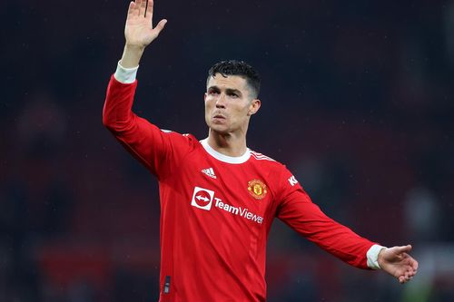 Man Utd chính thức chia tay Ronaldo