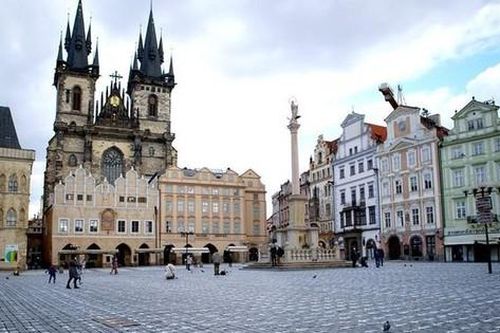 Czech, Hungary và Romania đối mặt với khủng hoảng tiền tệ